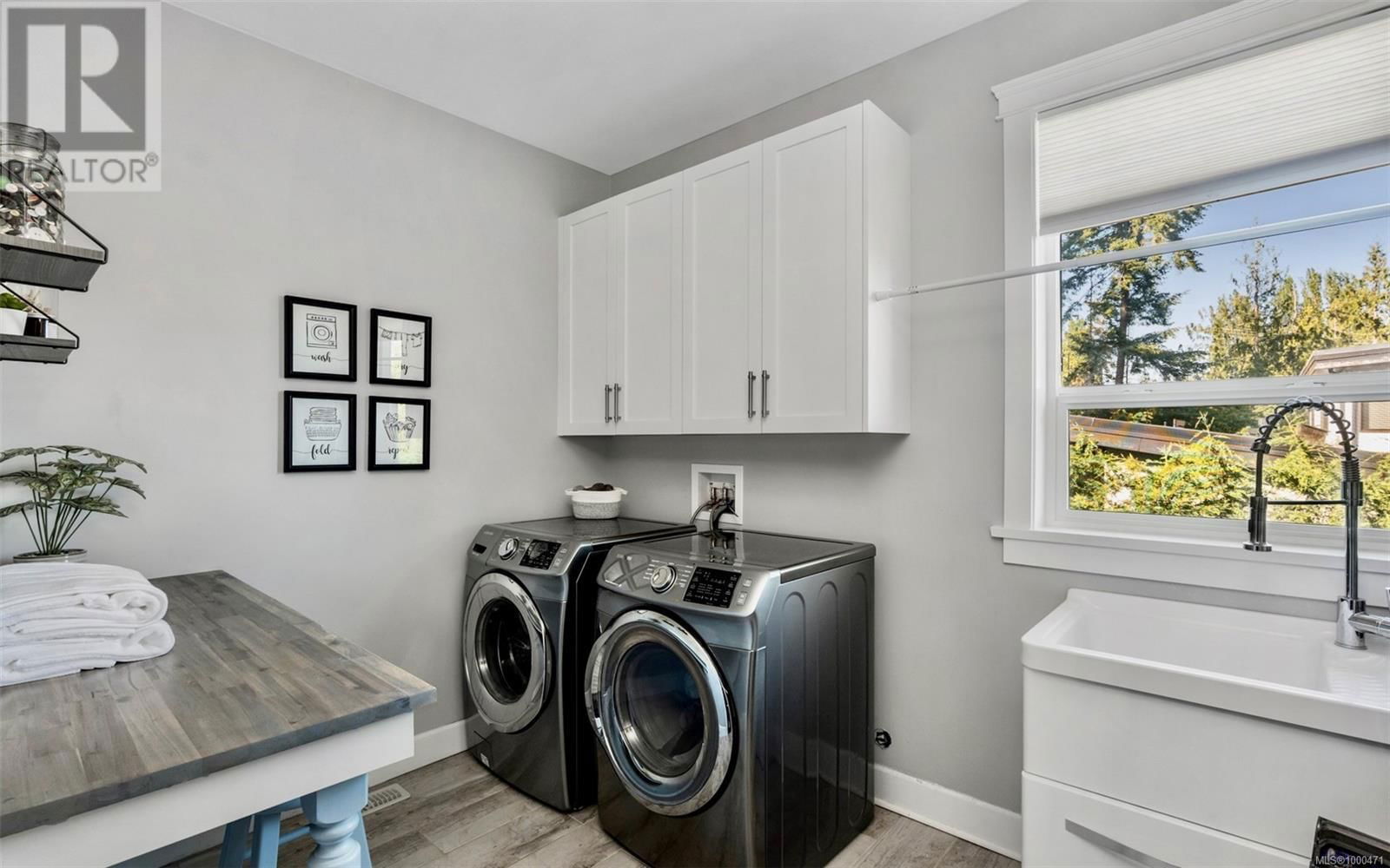 856 HAYDEN PLACE Image 46