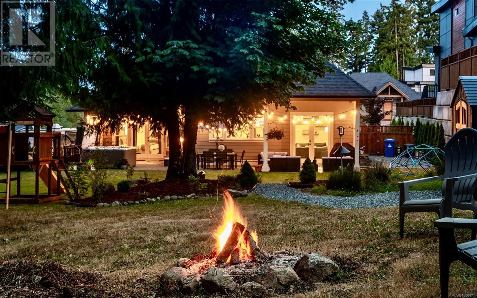 856 HAYDEN PLACE Image 57