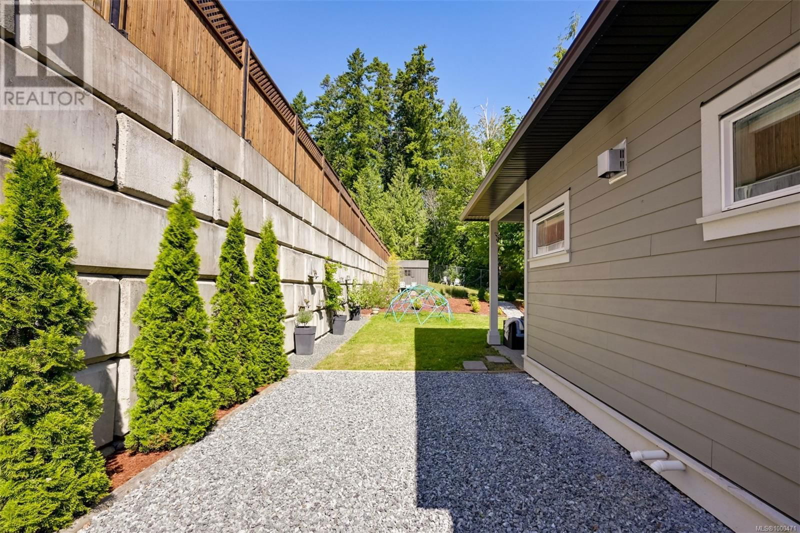 856 HAYDEN PLACE Image 62