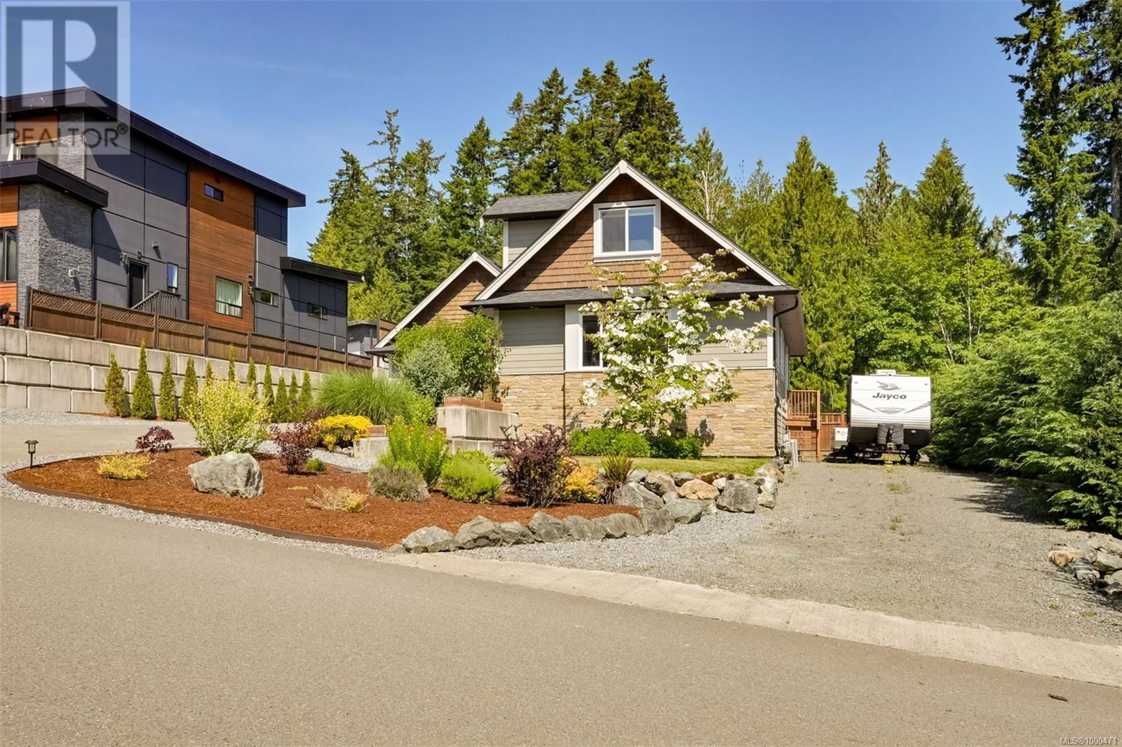 856 HAYDEN PLACE Image 70