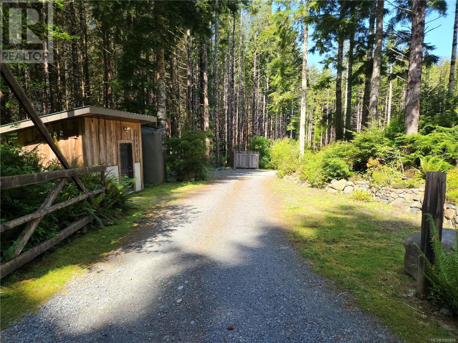 3782 PETREL DRIVE Image 1