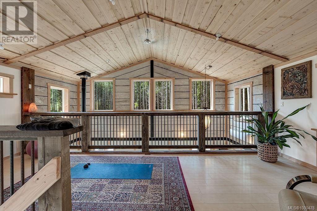 3782 PETREL DRIVE Image 40
