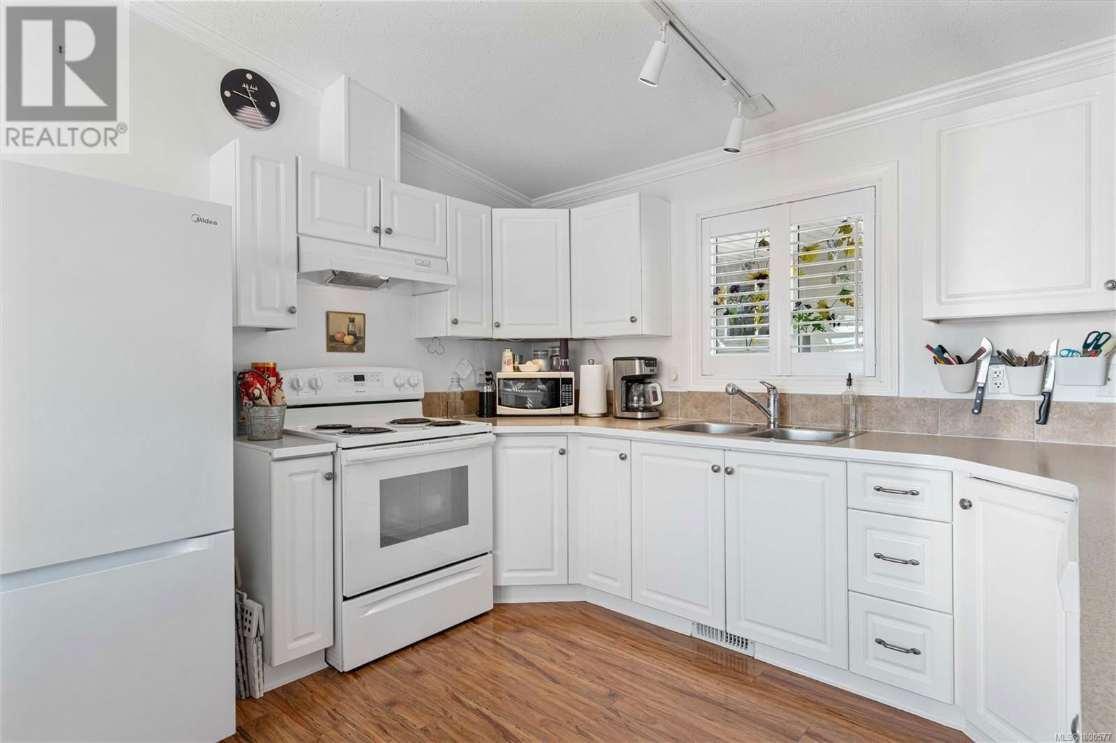 76 - 658 ALDERWOOD DRIVE Image 9