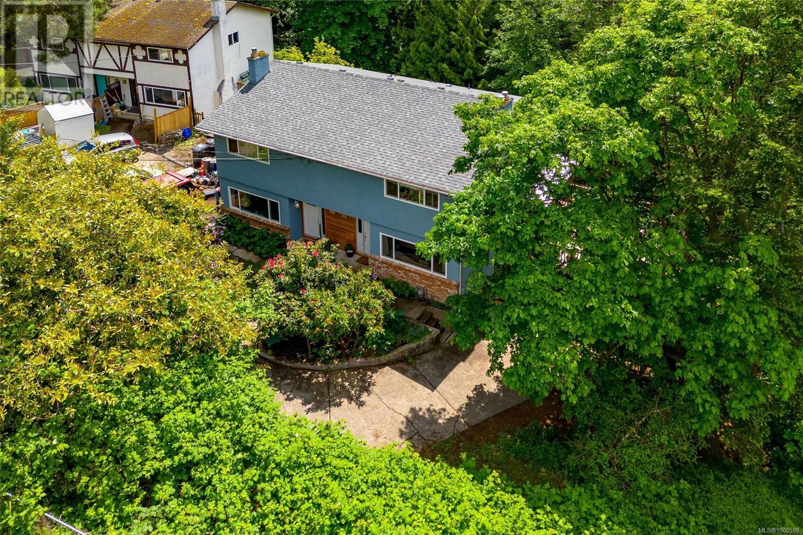 439 ATKINS AVENUE Image 10