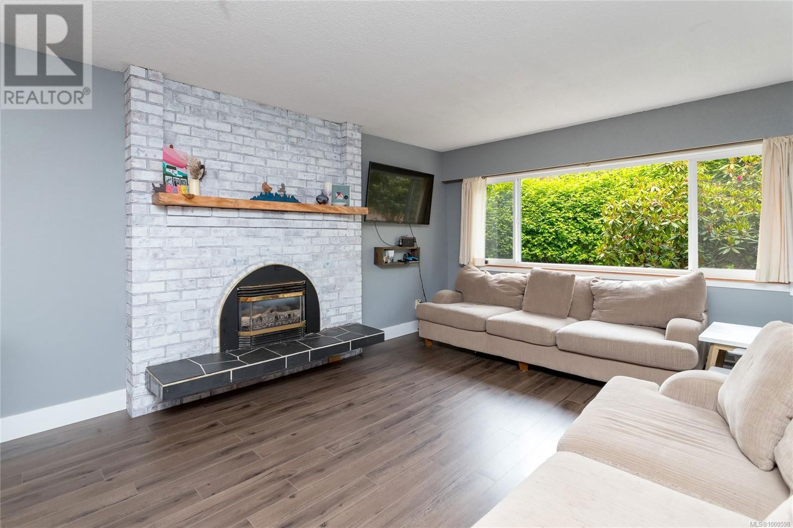 439 ATKINS AVENUE Image 12