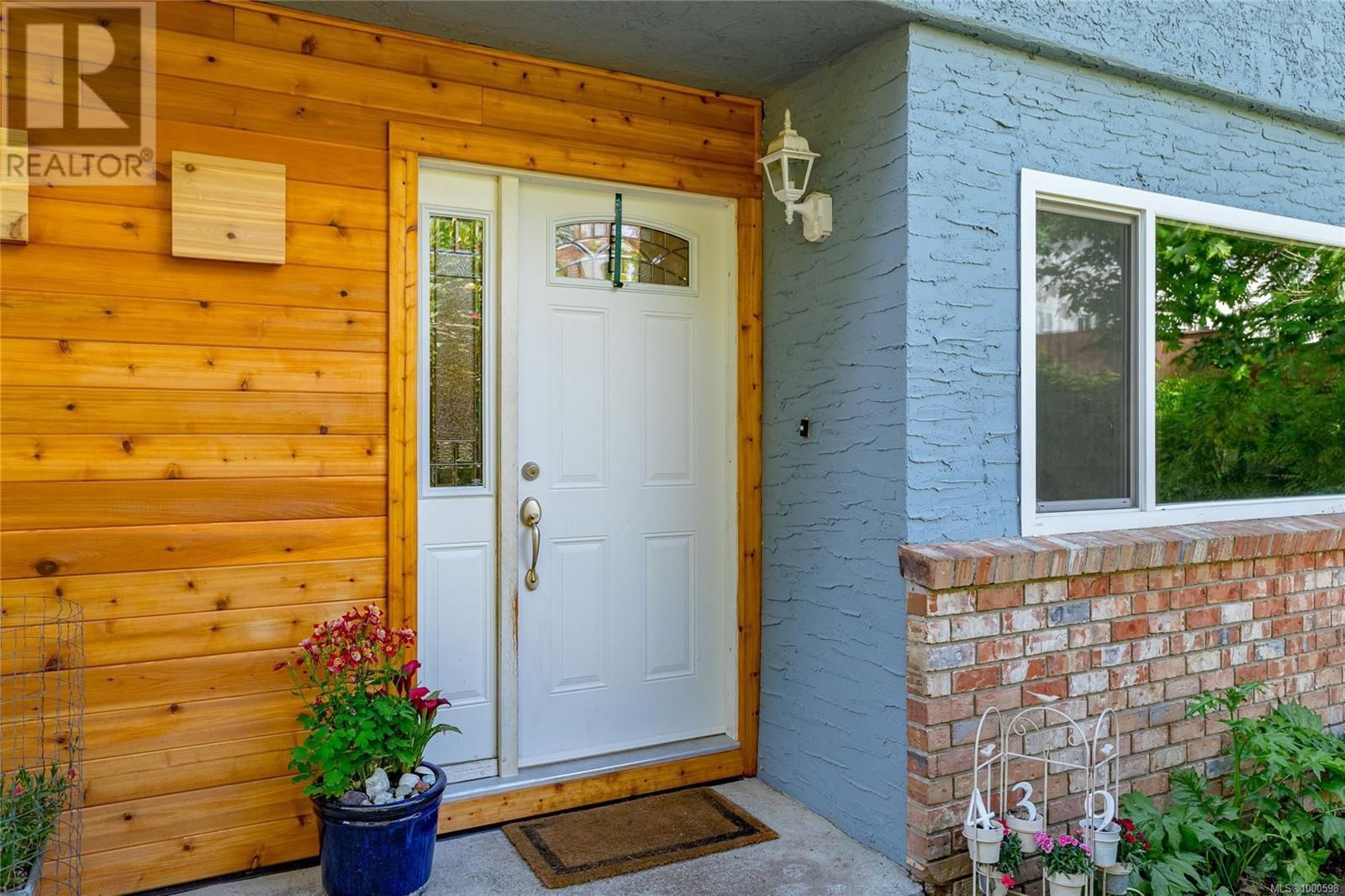439 ATKINS AVENUE Image 3