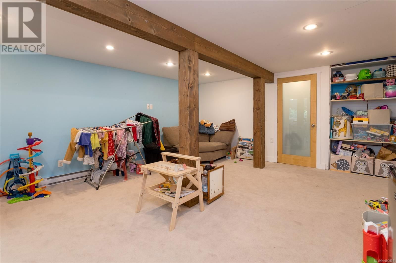 439 ATKINS AVENUE Image 31