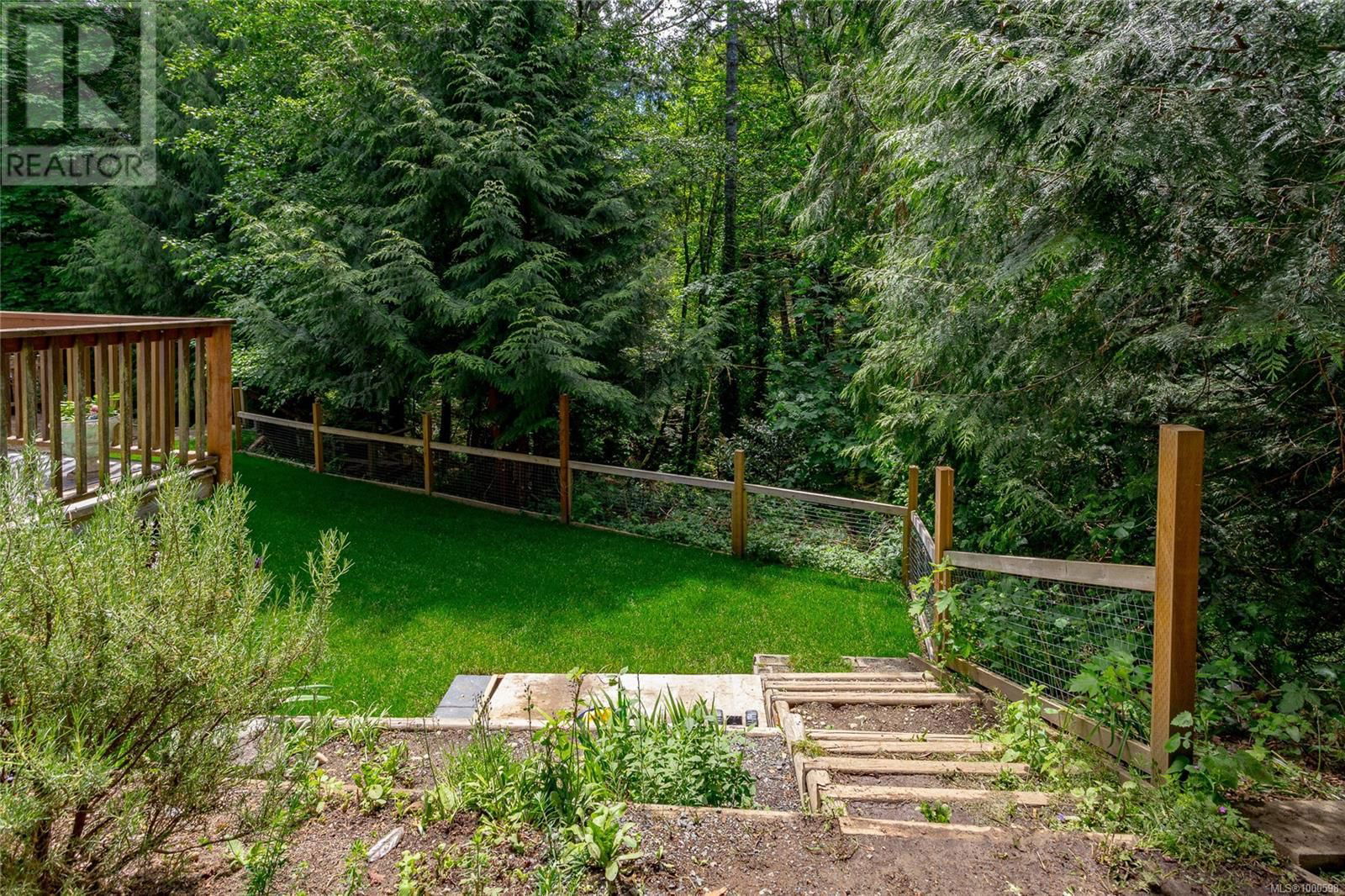 439 ATKINS AVENUE Image 38
