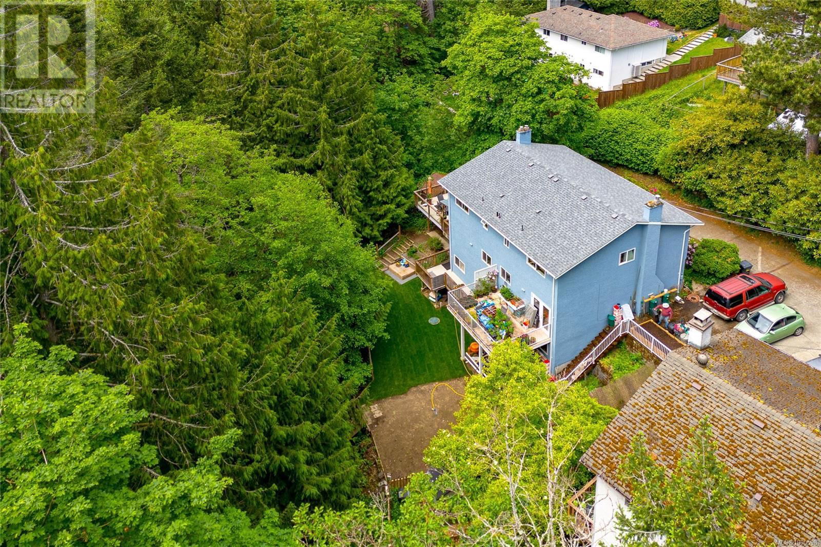 439 ATKINS AVENUE Image 6