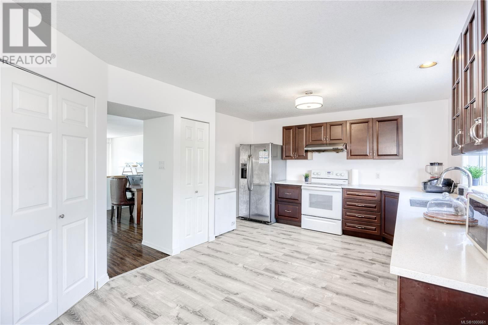 6282 MCROBB AVENUE Image 18
