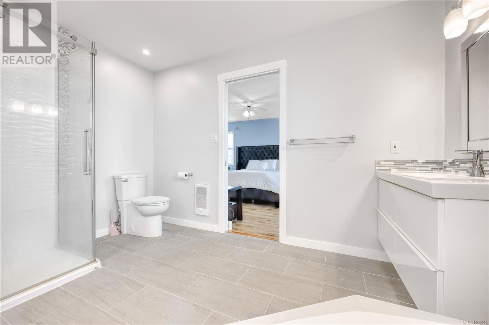 6282 MCROBB AVENUE Image 30
