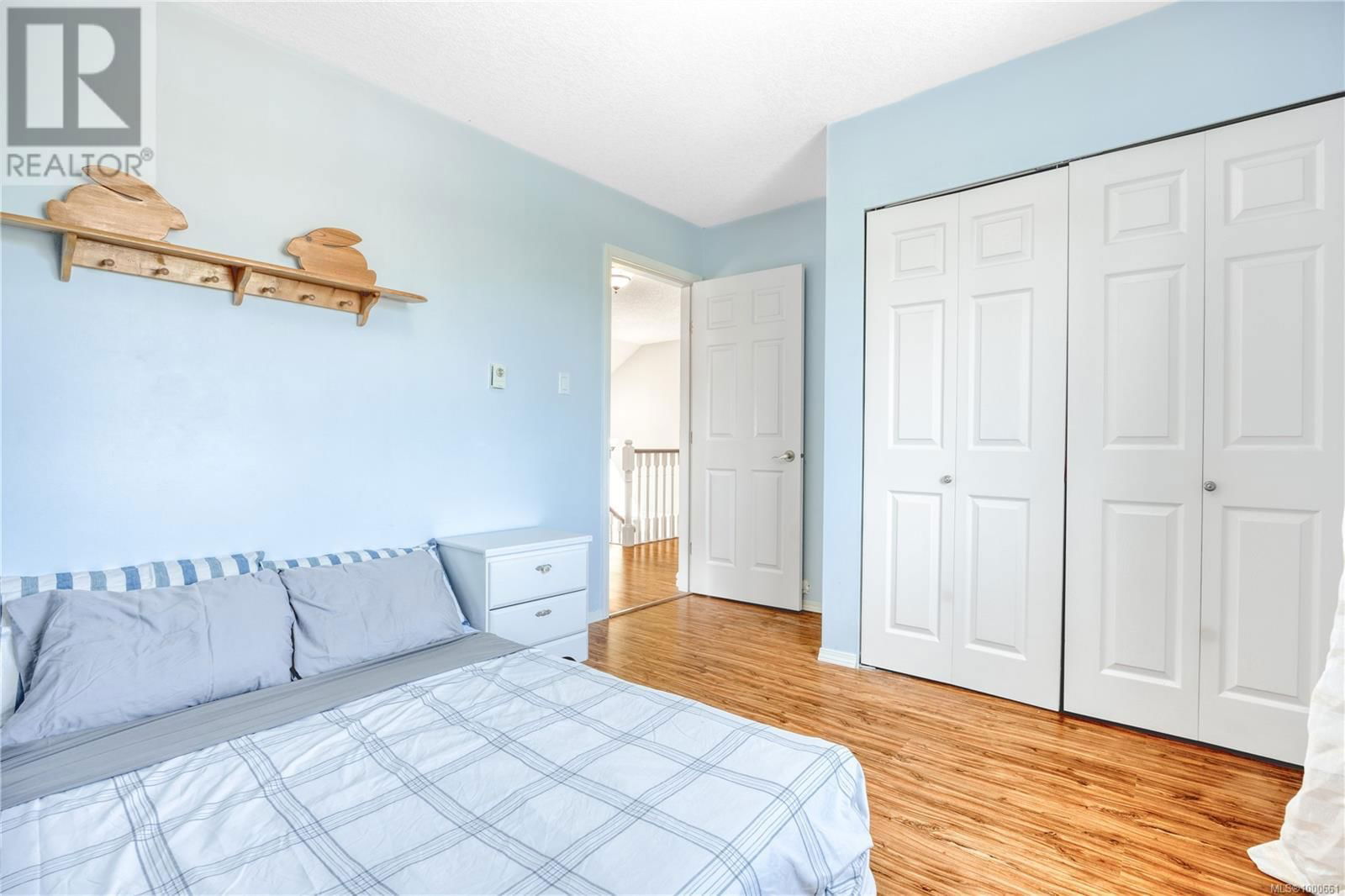 6282 MCROBB AVENUE Image 32