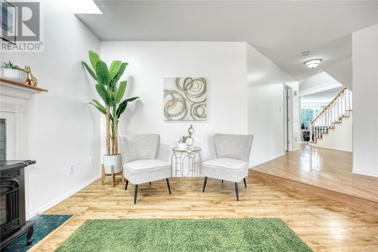 6282 MCROBB AVENUE Image 5