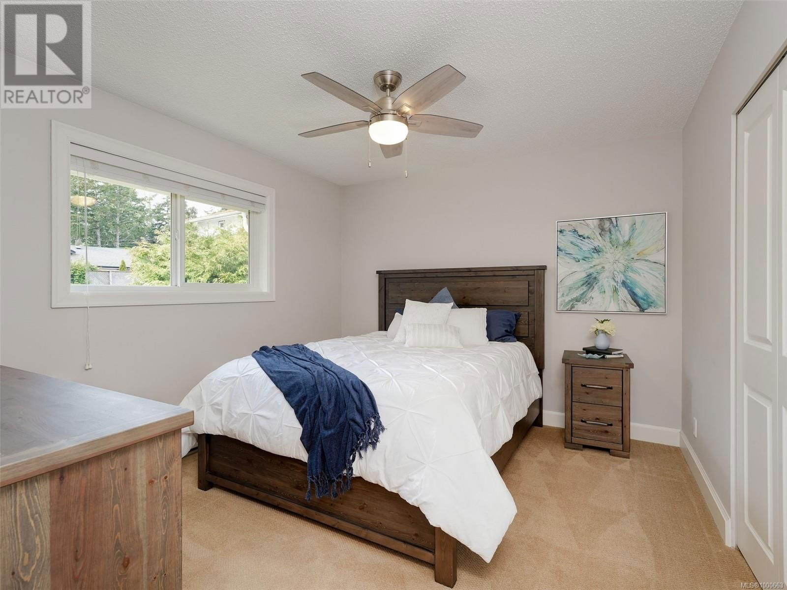 711 DEMEL PLACE Image 21