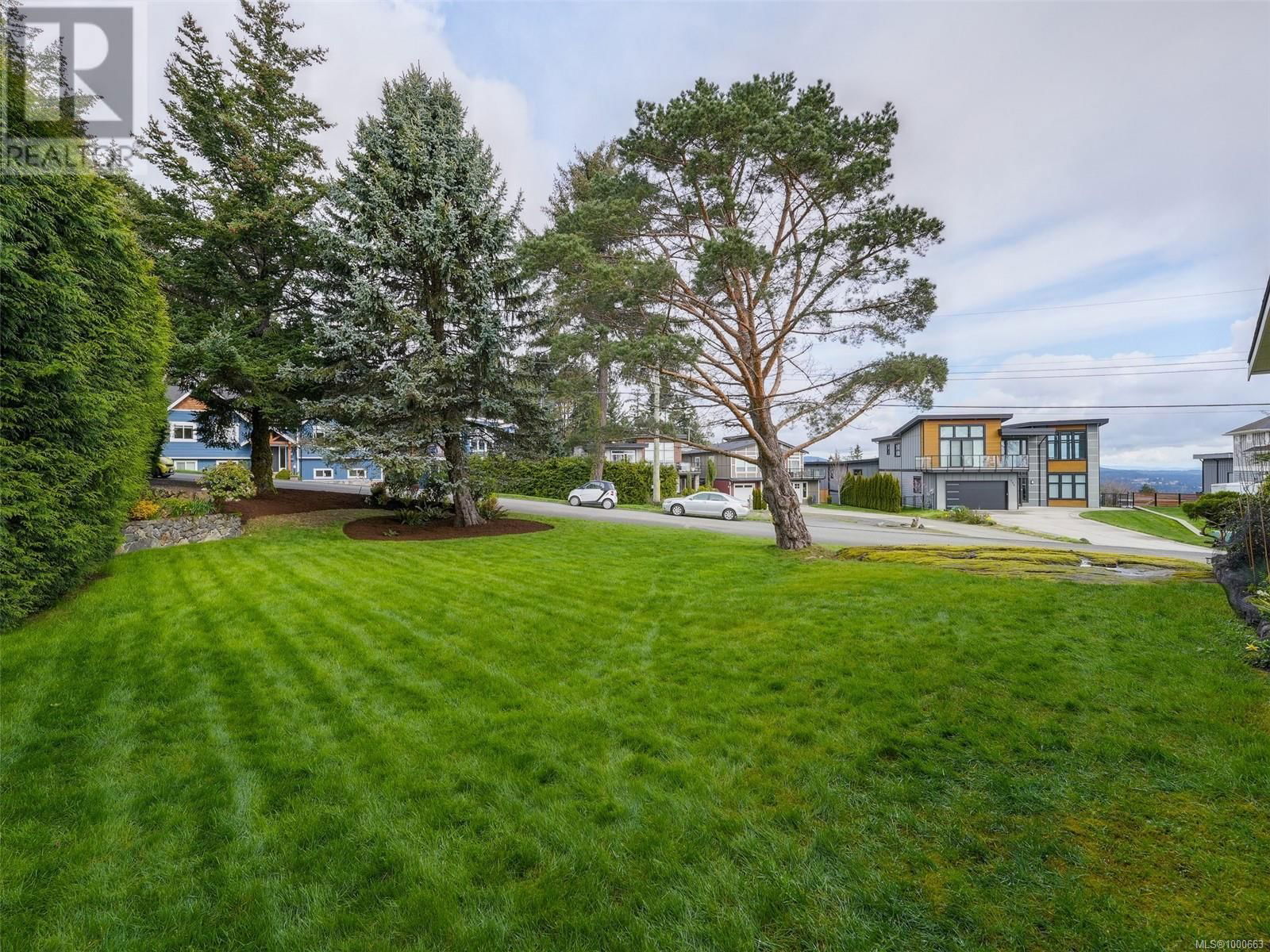 711 DEMEL PLACE Image 31
