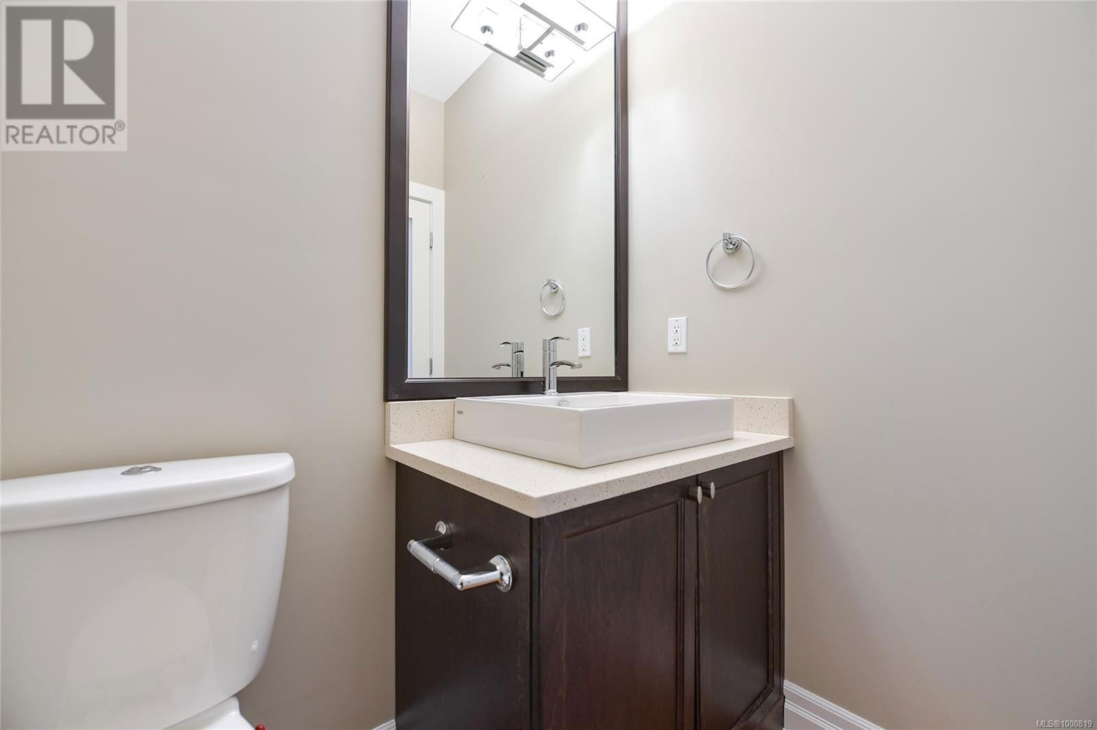 3 - 1770 ROCKLAND AVENUE Image 10