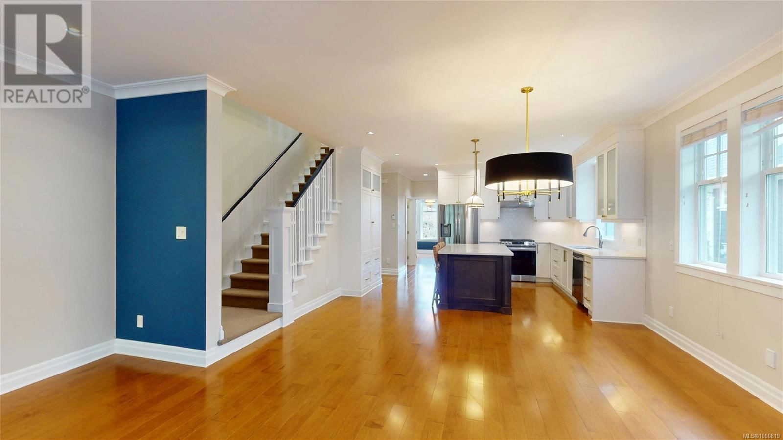 3 - 1770 ROCKLAND AVENUE Image 4