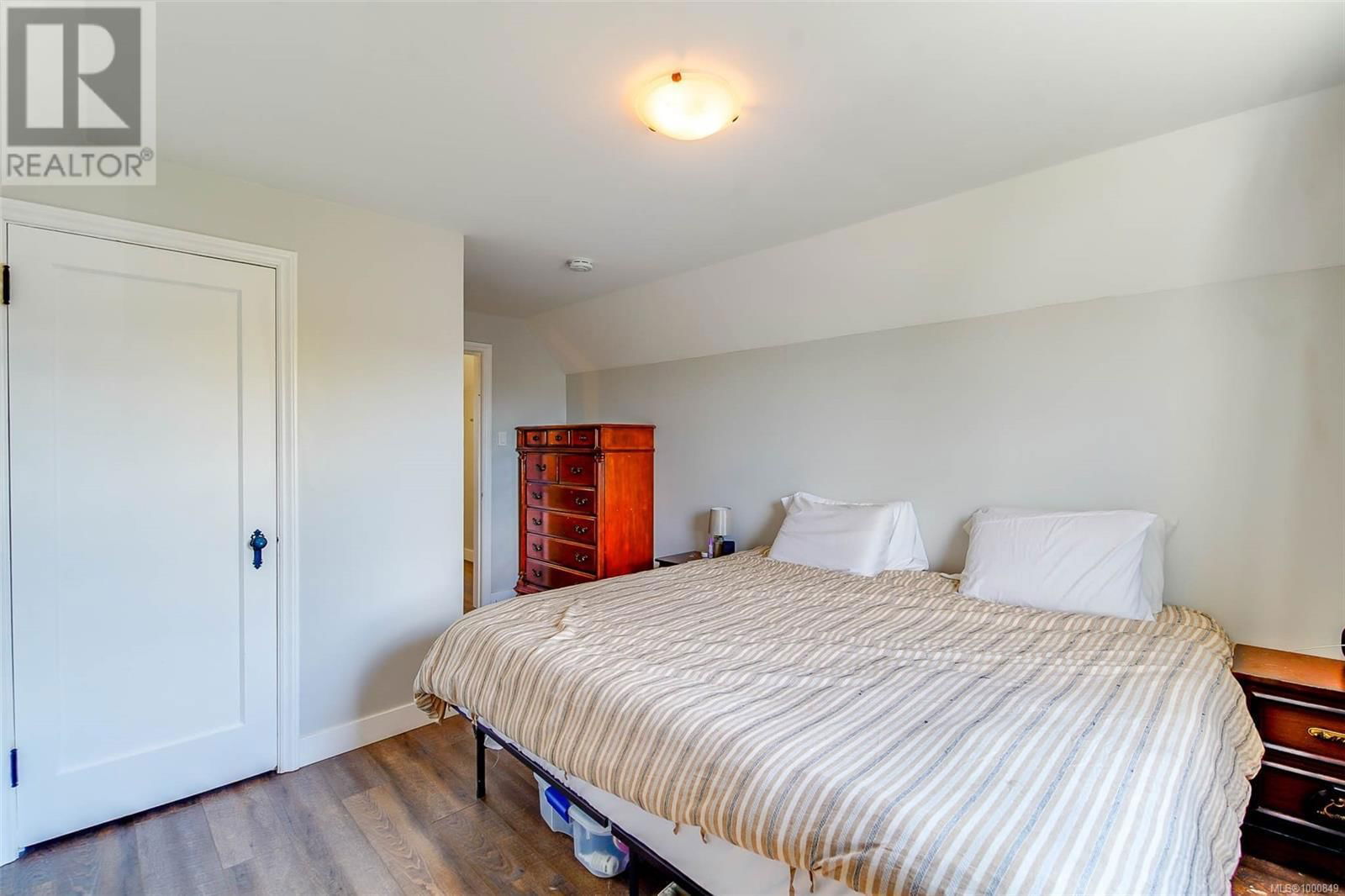 3836 14TH AVENUE Image 14