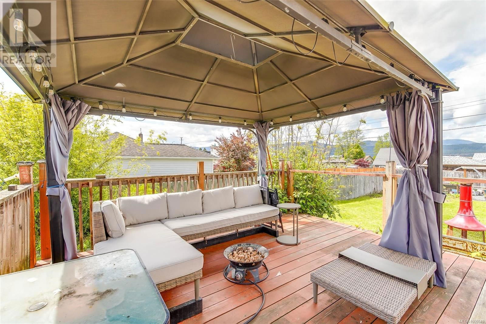3836 14TH AVENUE Image 18