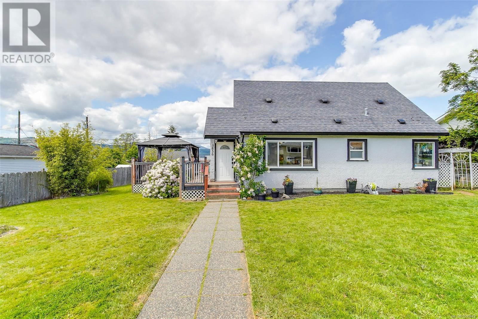 3836 14TH AVENUE Image 32