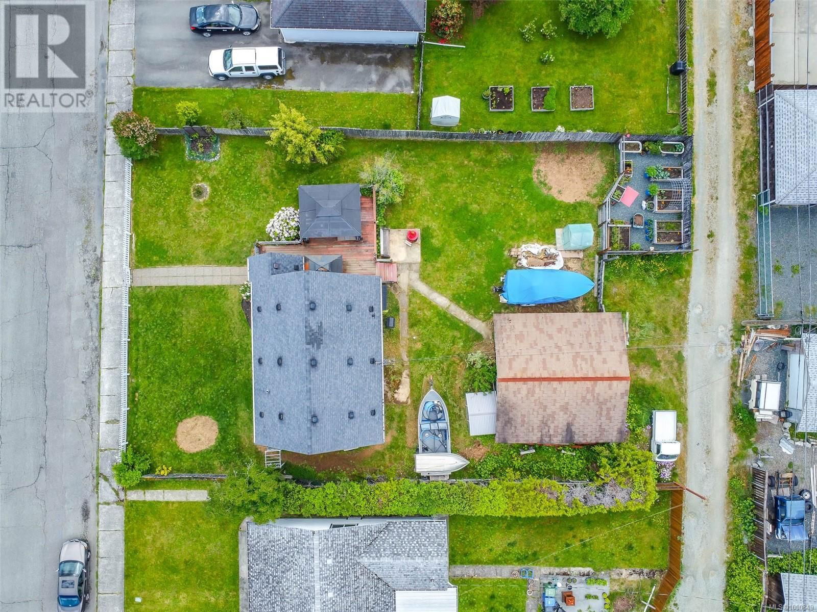 3836 14TH AVENUE Image 35