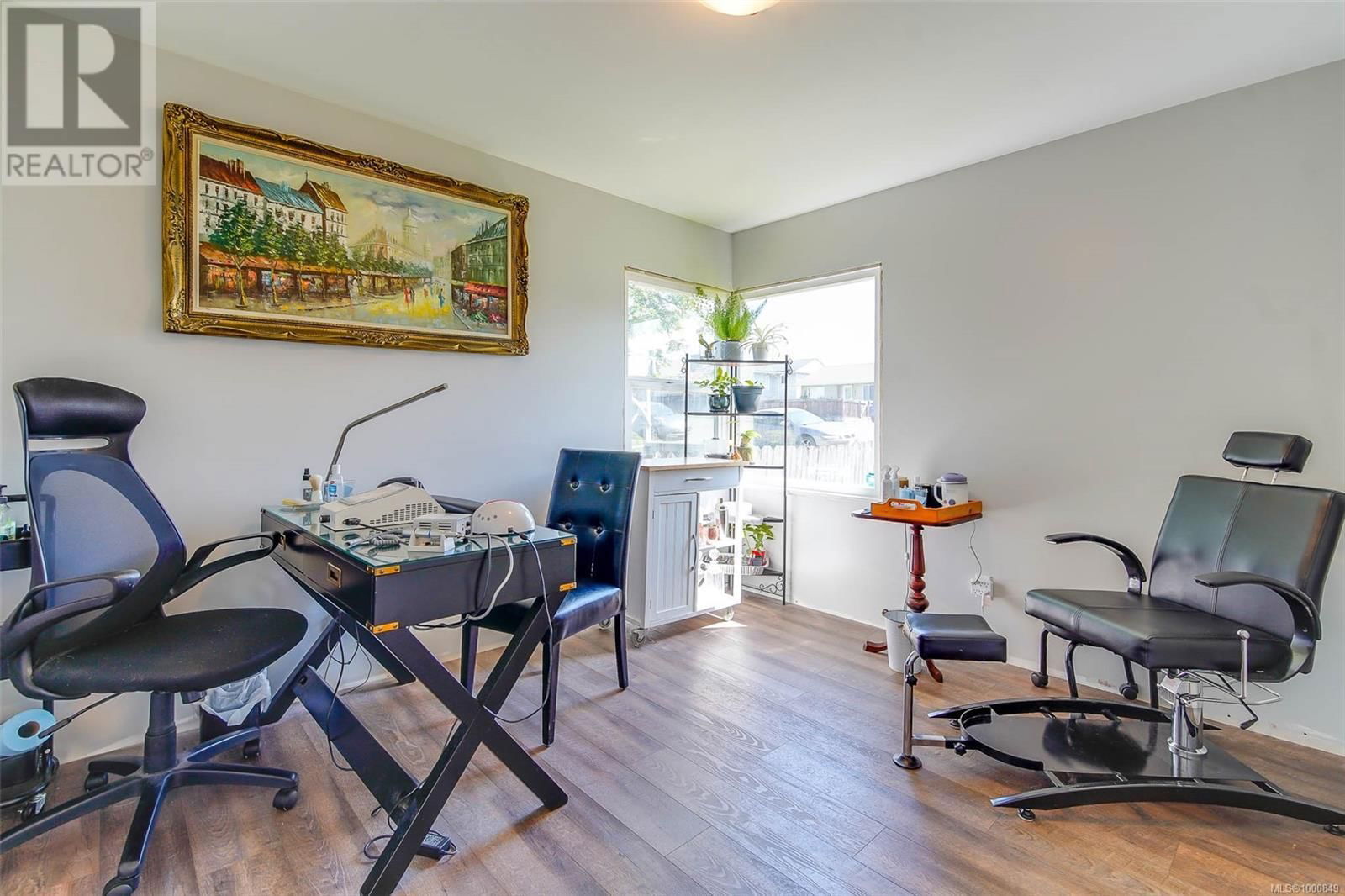 3836 14TH AVENUE Image 9