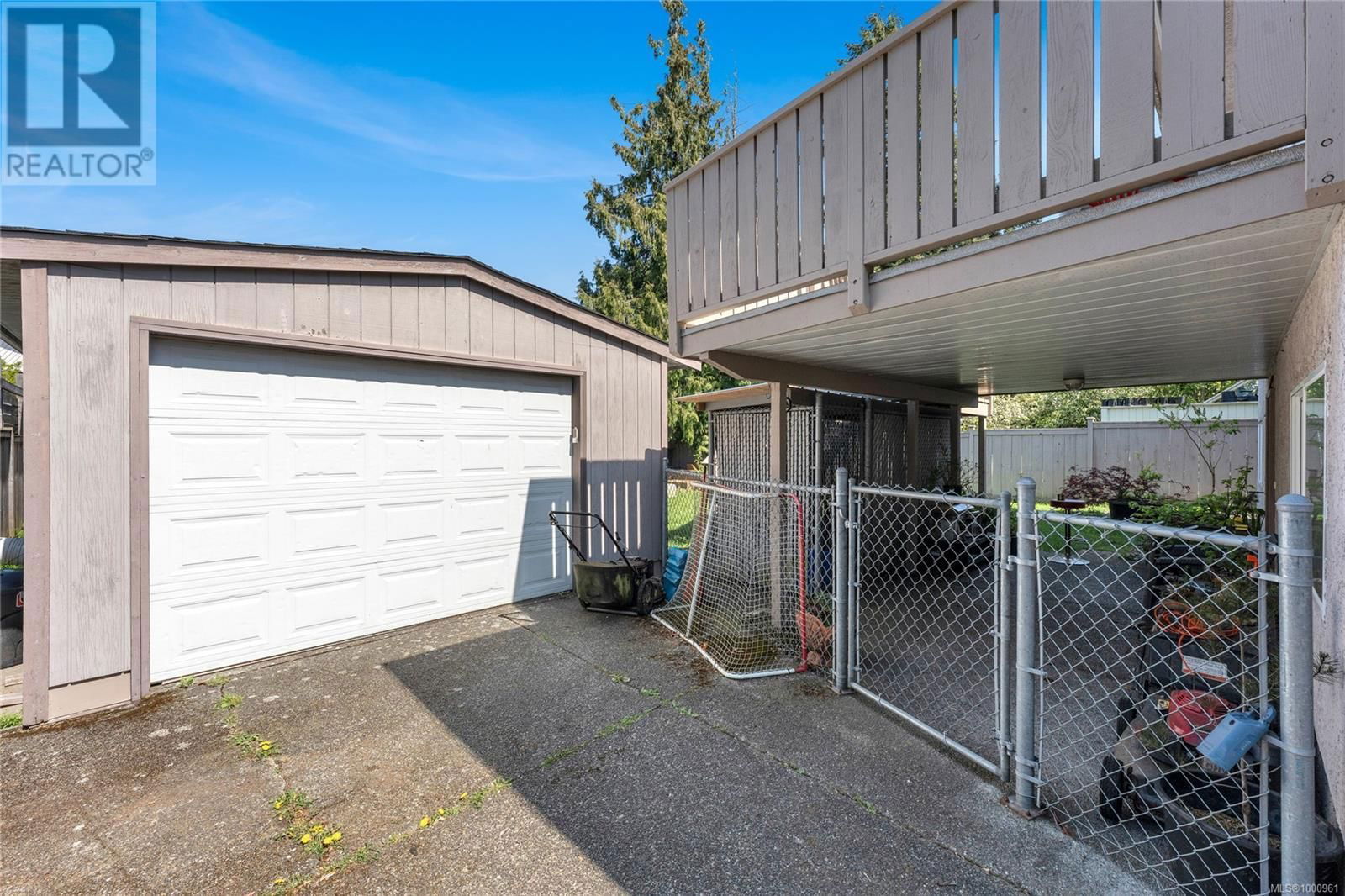 1576 PRAIRIE STREET Image 22