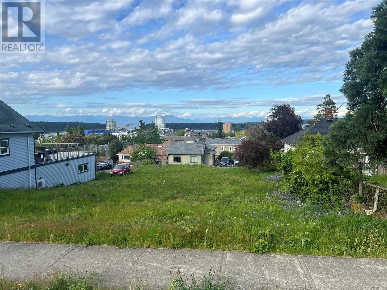 354 KENNEDY STREET Image 10