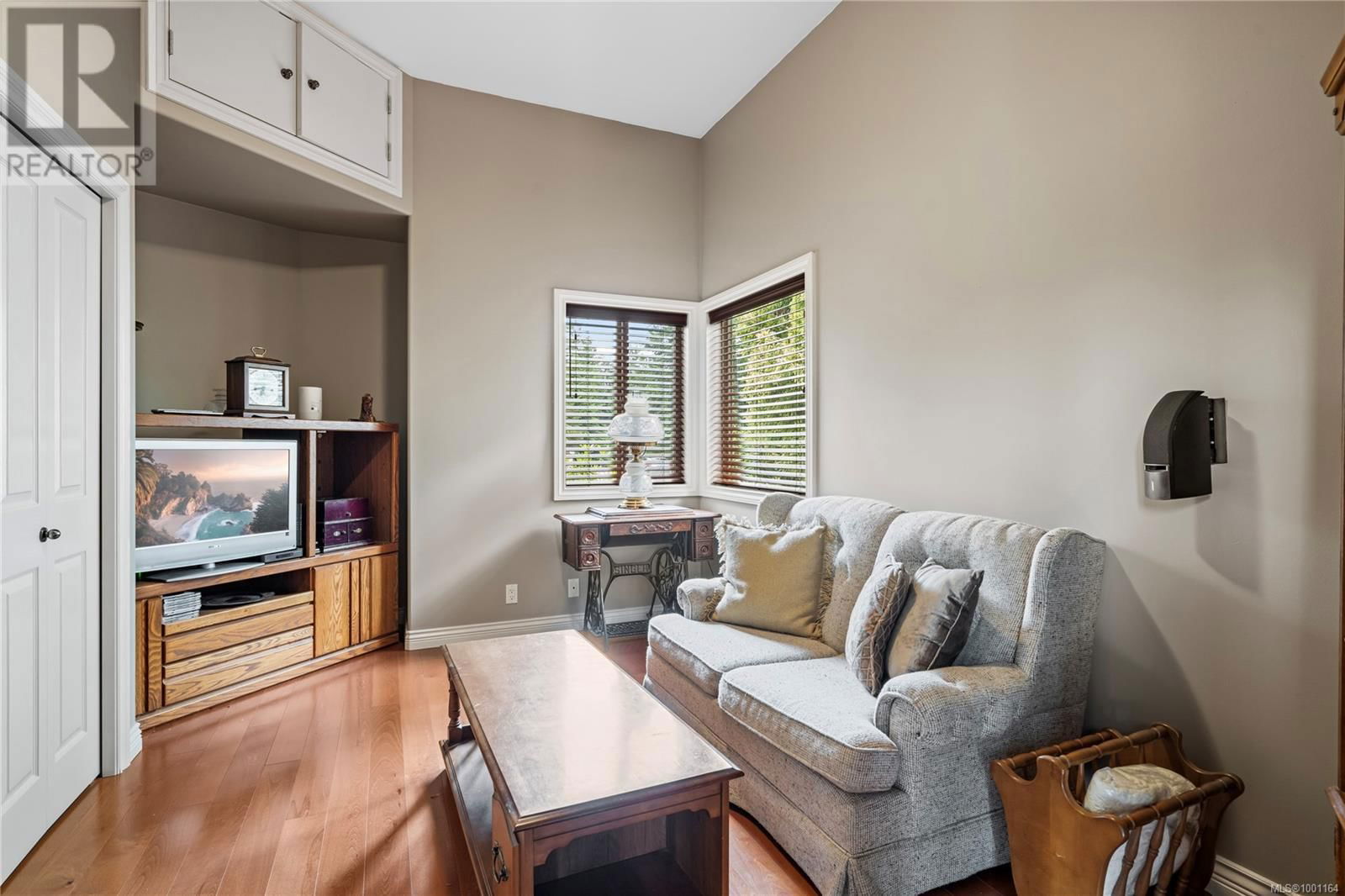 3380 REDDEN ROAD Image 29