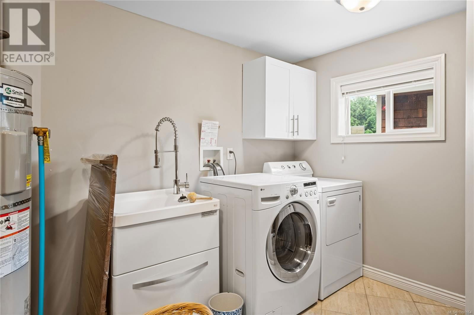 3380 REDDEN ROAD Image 33