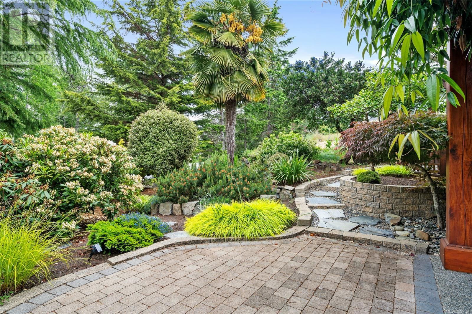 3380 REDDEN ROAD Image 44