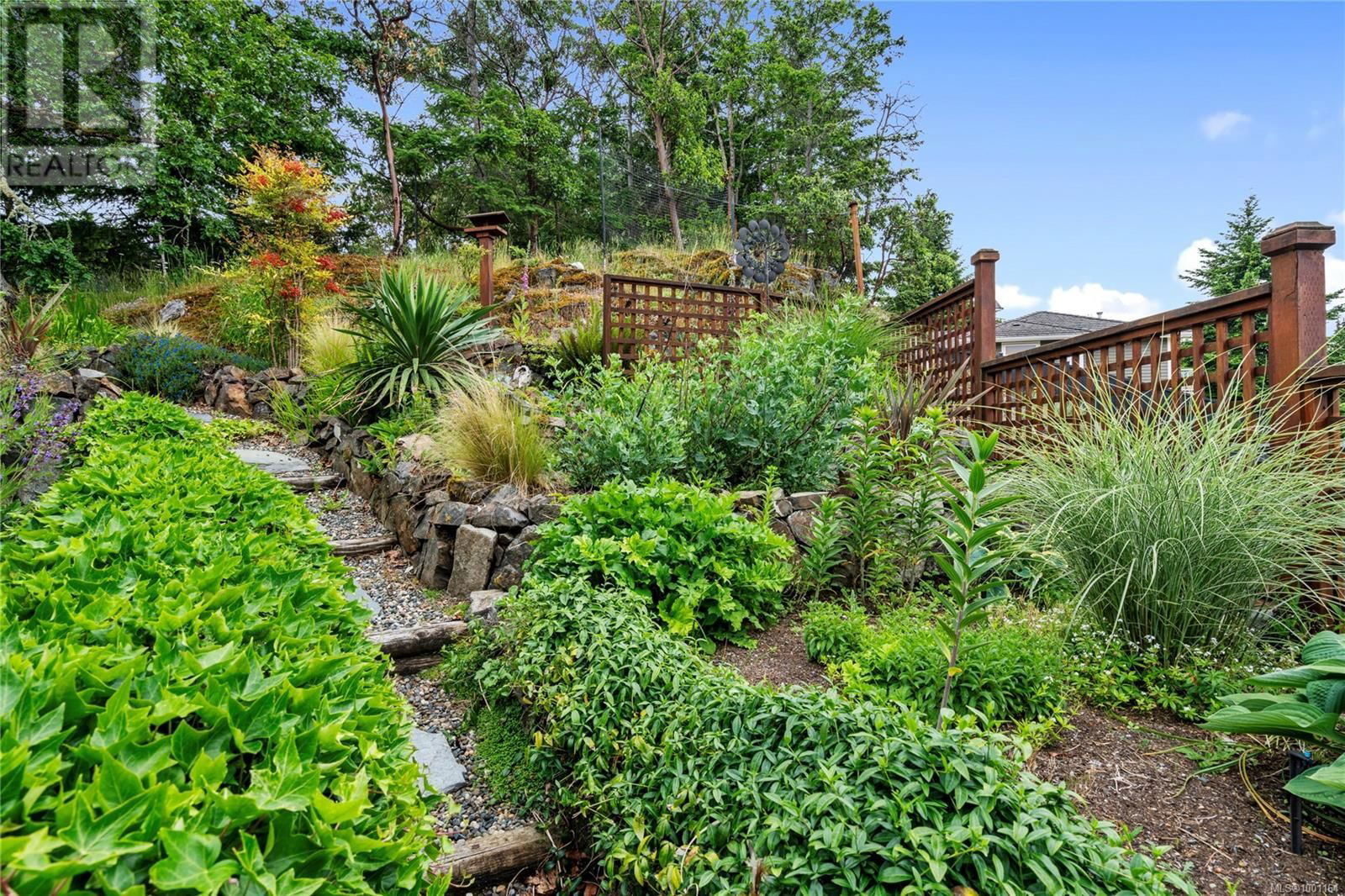 3380 REDDEN ROAD Image 51