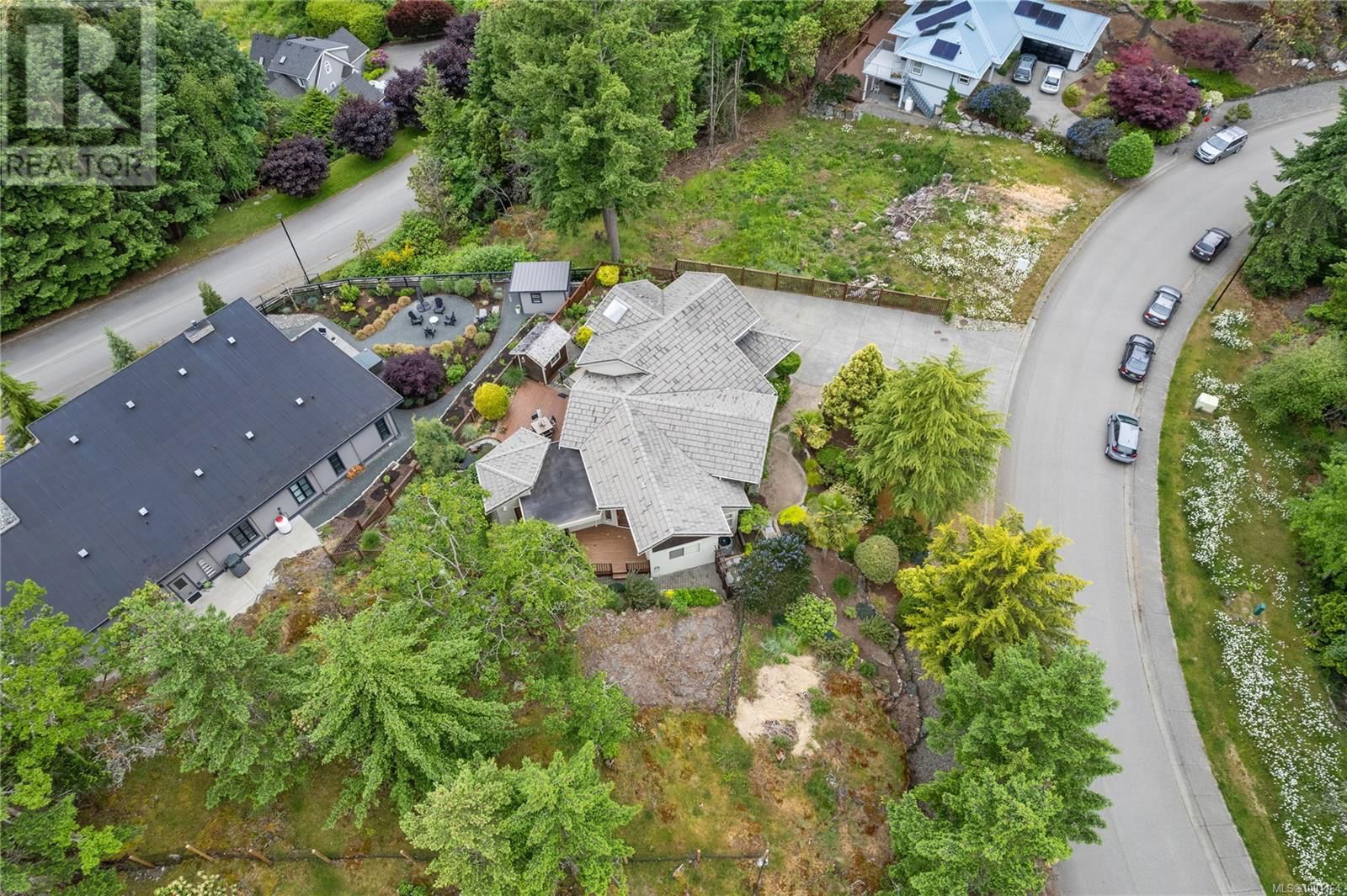 3380 REDDEN ROAD Image 59