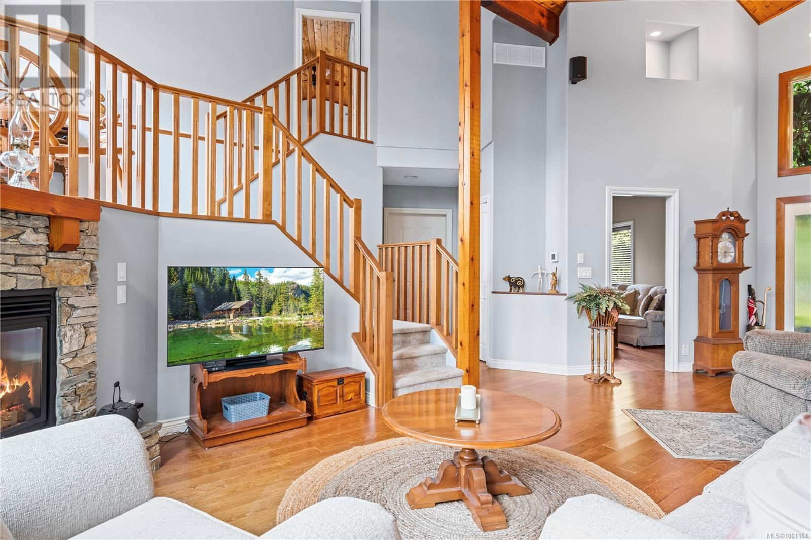 3380 REDDEN ROAD Image 9