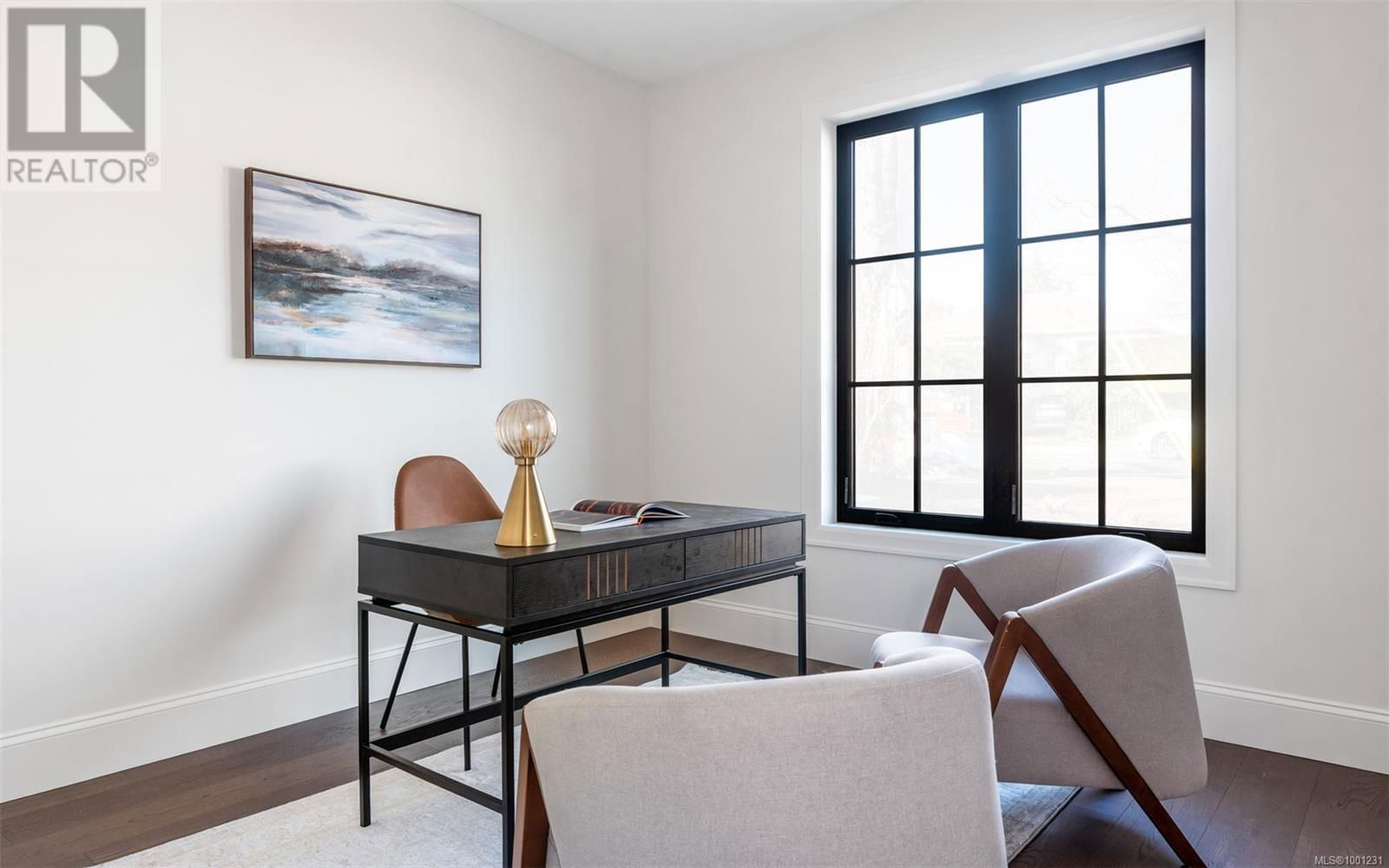 2189 BEAVERBROOKE STREET Image 33