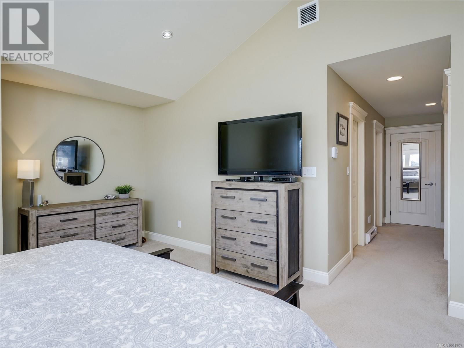 1173 DEERVIEW PLACE Image 10