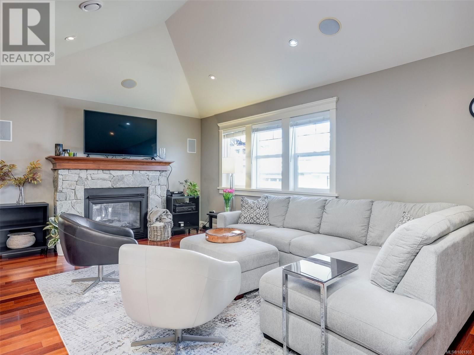 1173 DEERVIEW PLACE Image 2