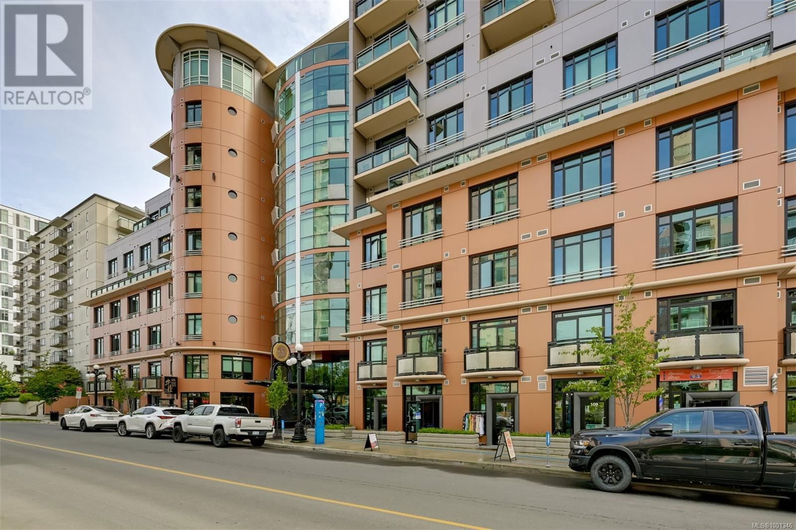 523 - 1029 VIEW STREET Image 31