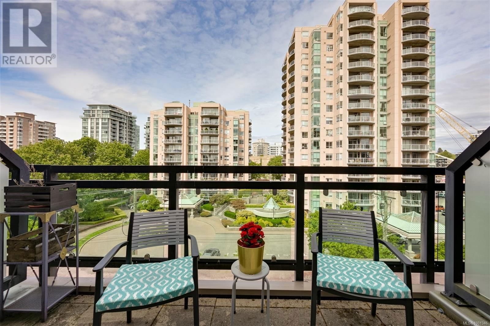 523 - 1029 VIEW STREET Image 9