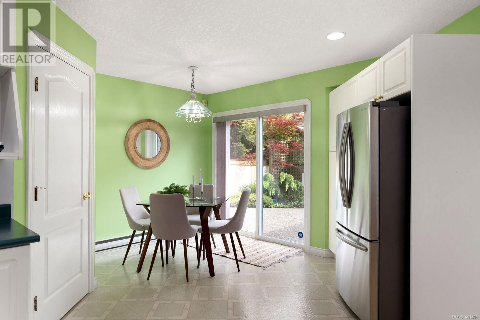 10216 ALMOND STREET Image 13