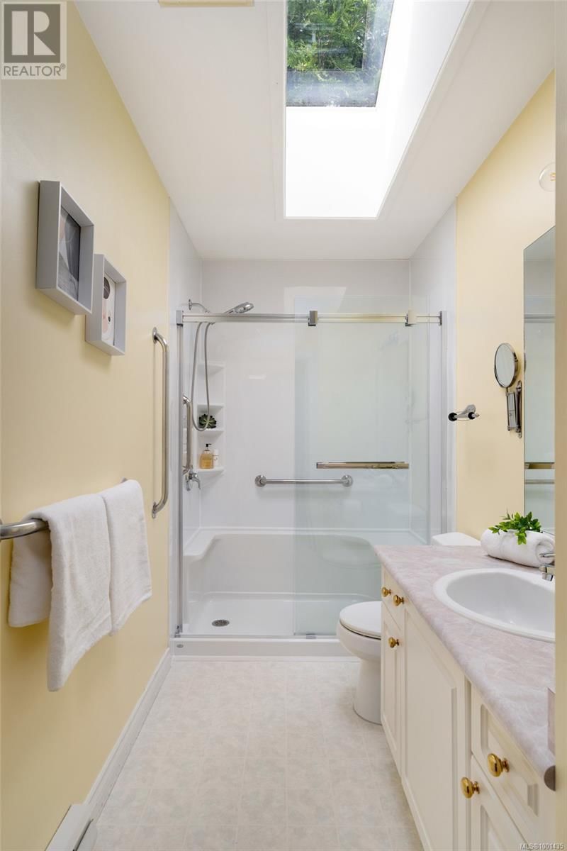 10216 ALMOND STREET Image 16
