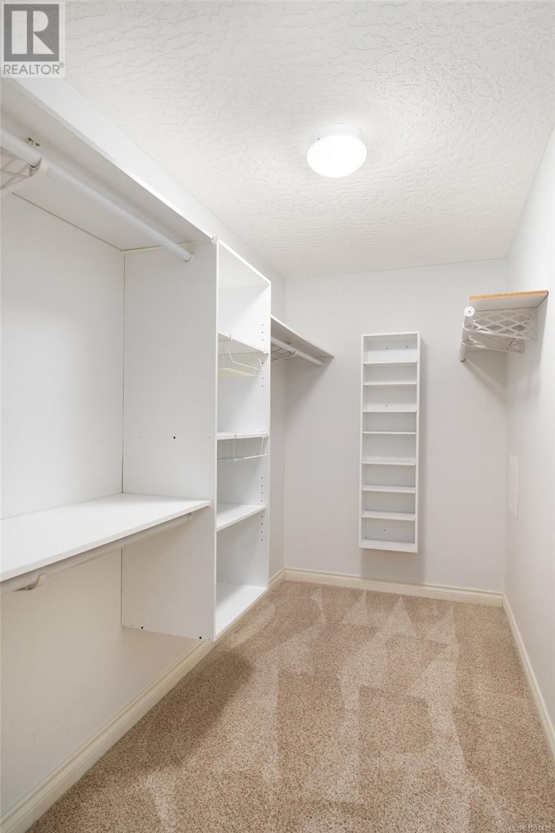10216 ALMOND STREET Image 17