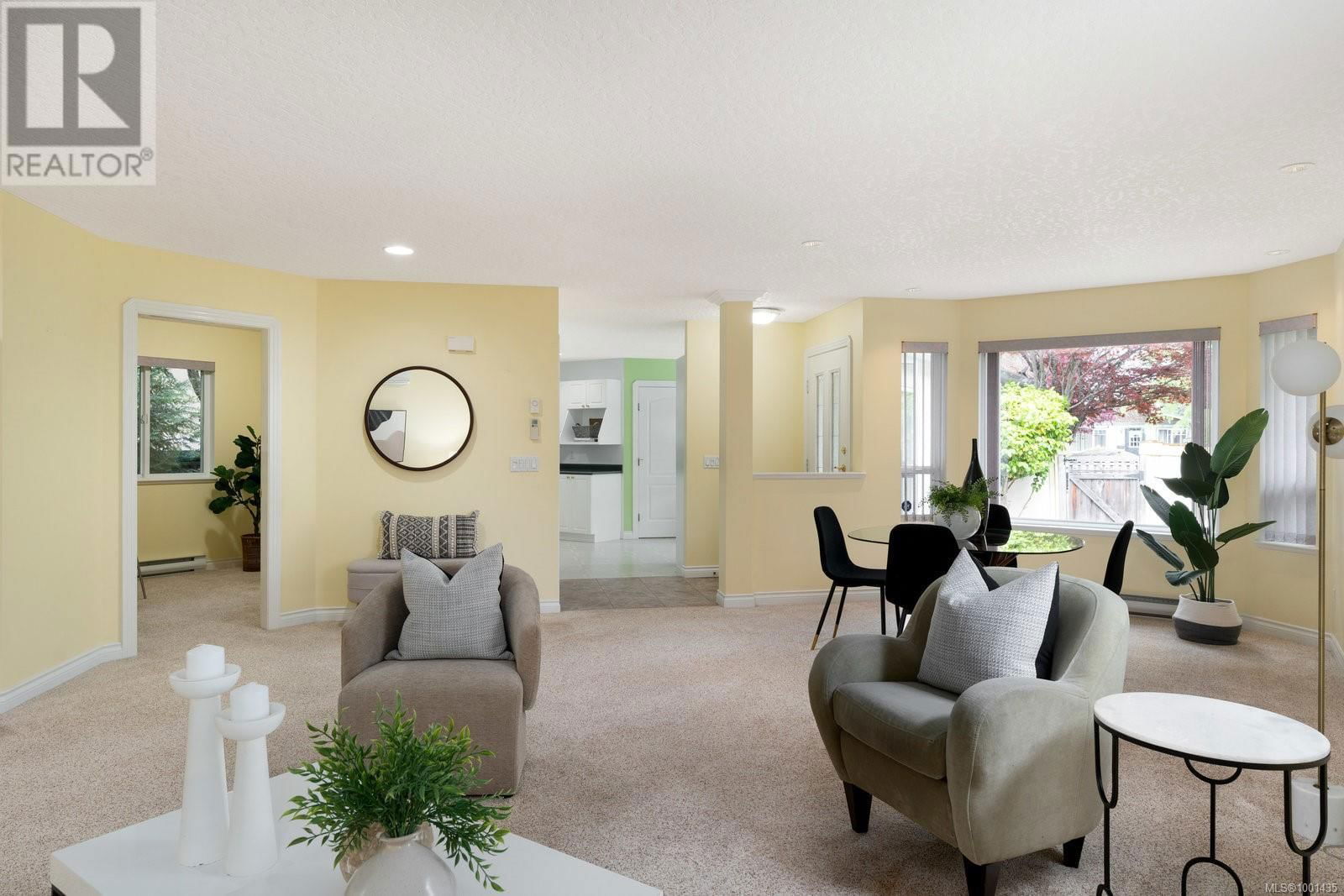 10216 ALMOND STREET Image 6