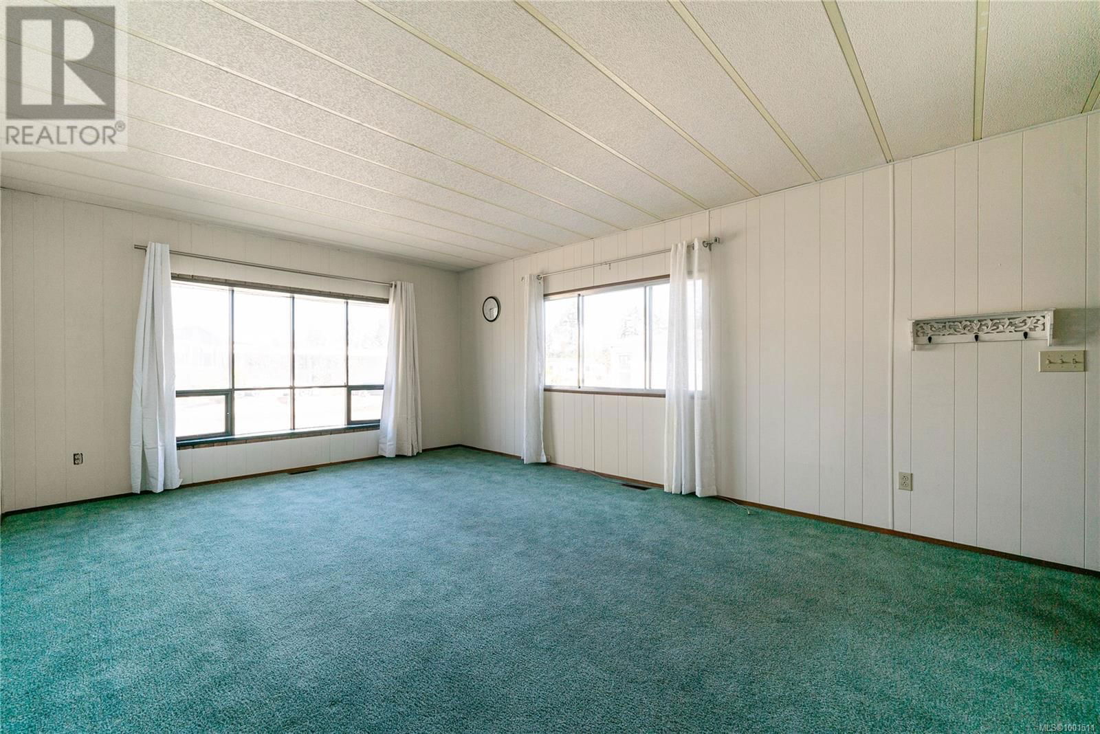 51 - 6325 METRAL DRIVE Image 11