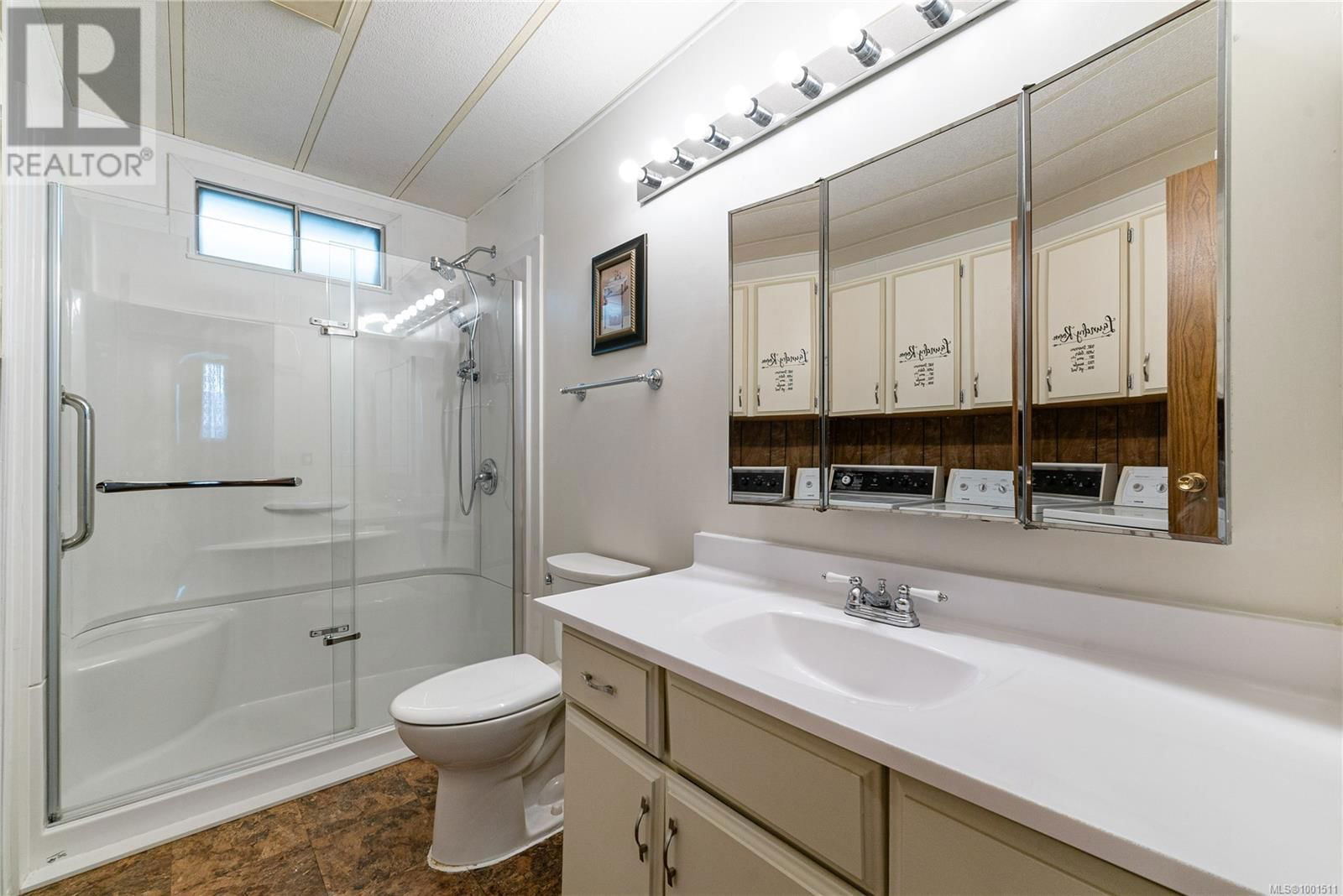 51 - 6325 METRAL DRIVE Image 12