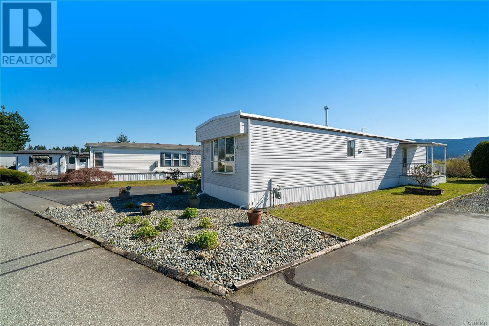 51 - 6325 METRAL DRIVE Image 19