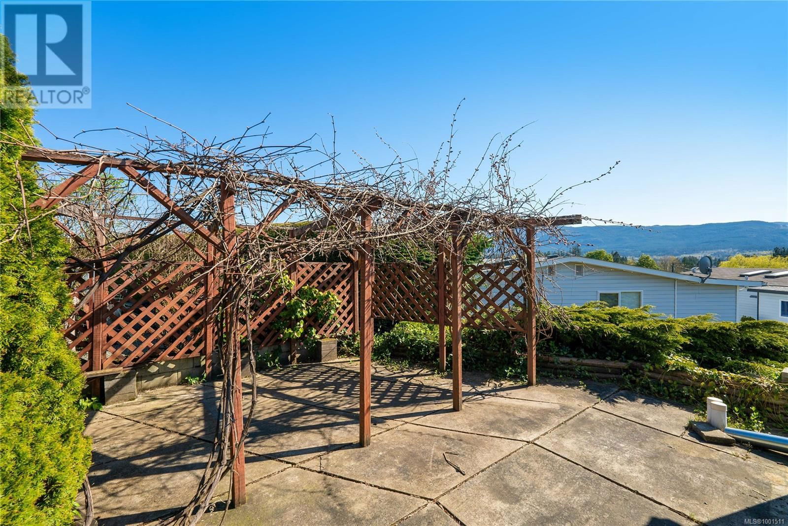 51 - 6325 METRAL DRIVE Image 28