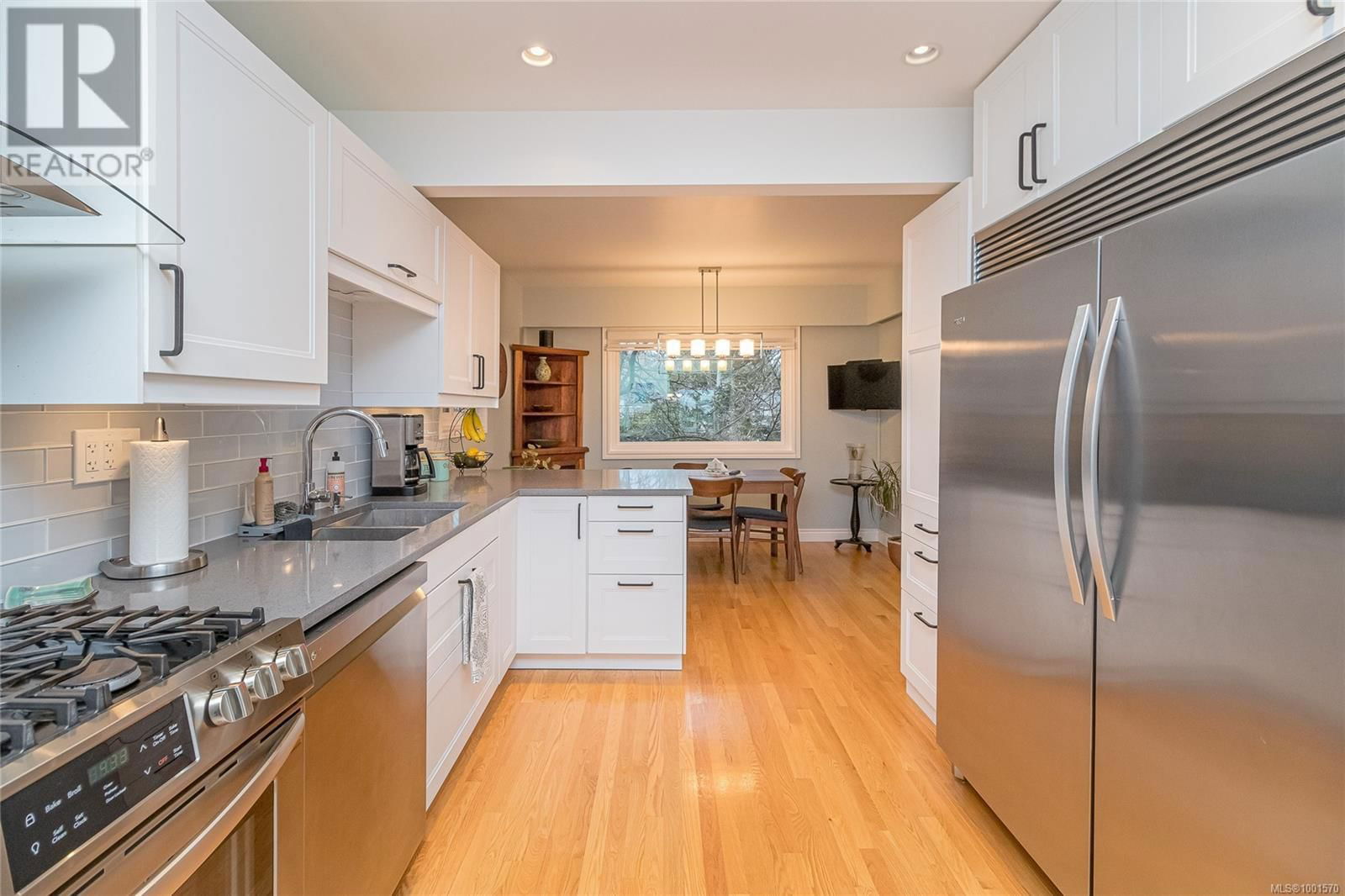 906 MCADOO PLACE Image 11