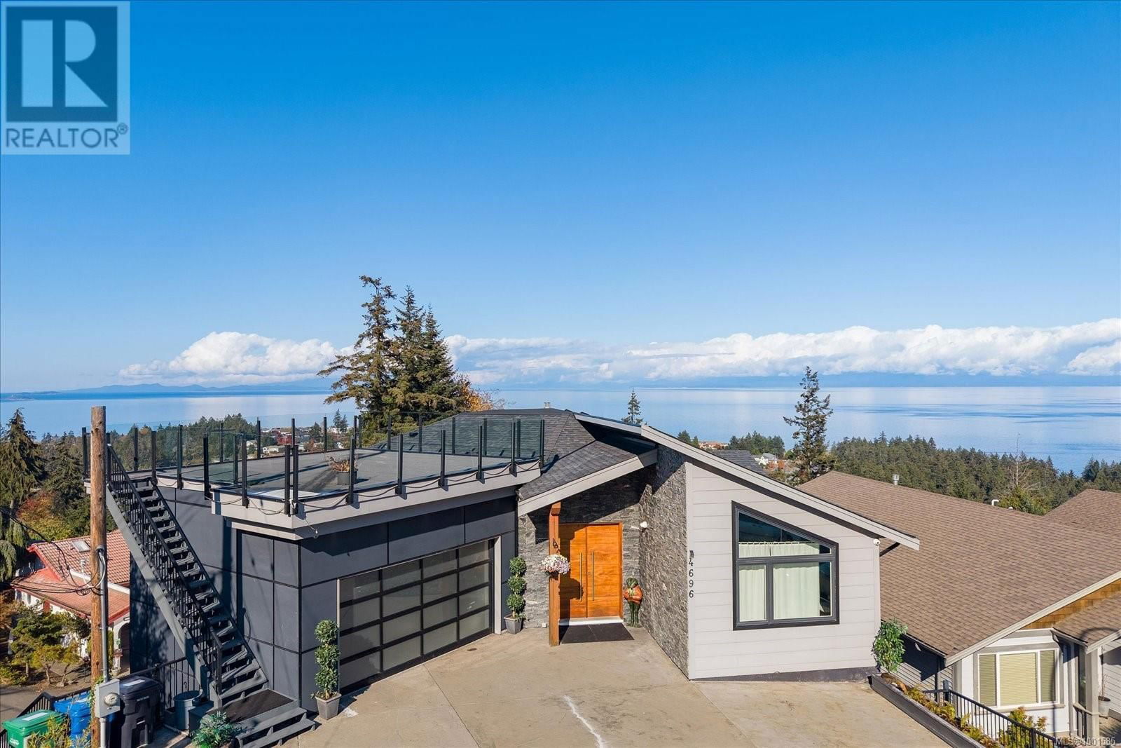 4696 LAGUNA WAY Image 1