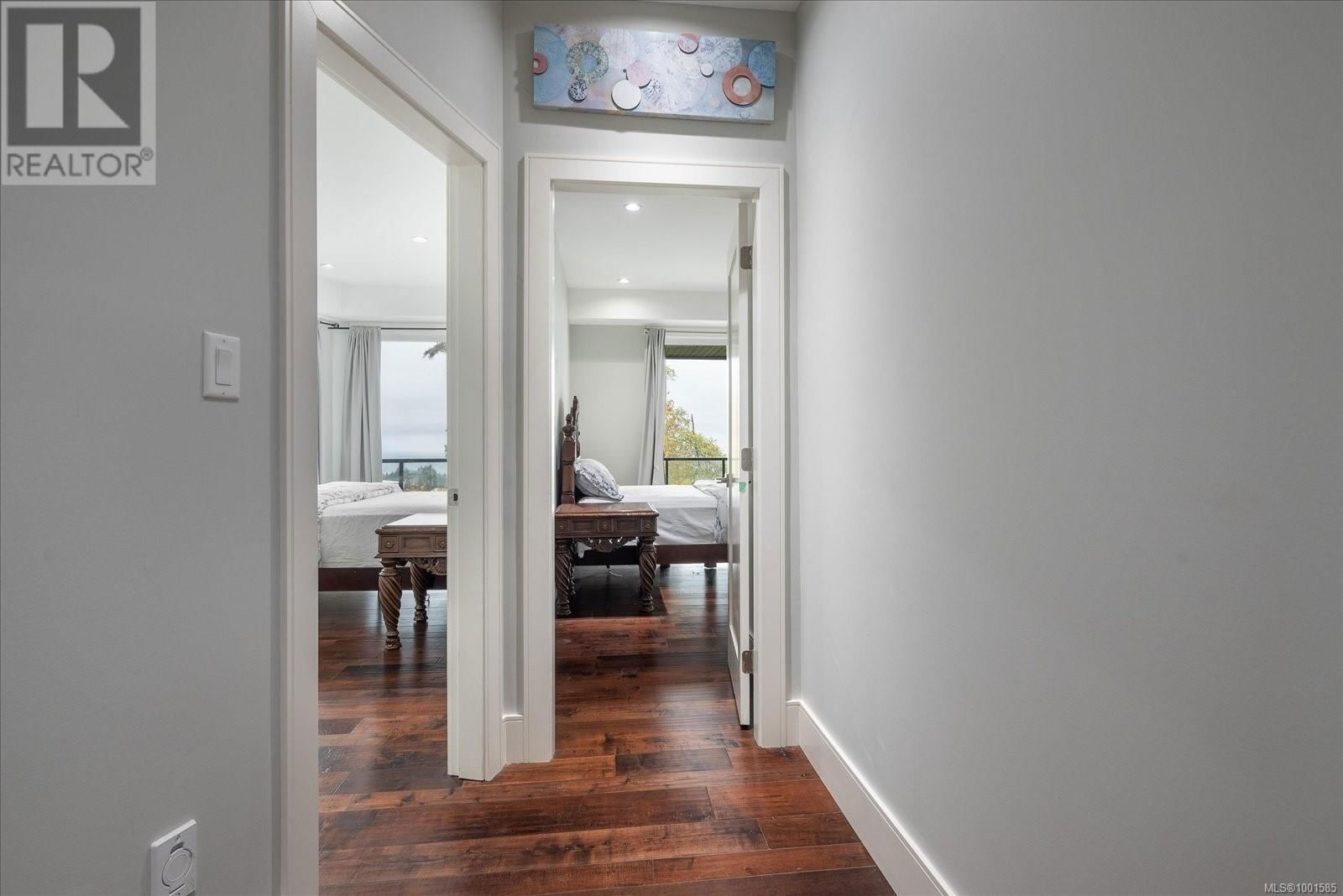 4696 LAGUNA WAY Image 35